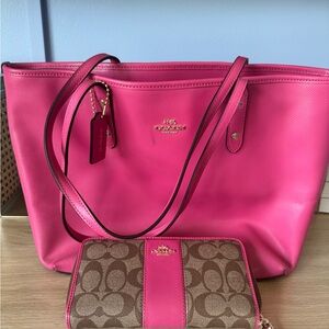 Coach Fuchsia Leather Tote Bag